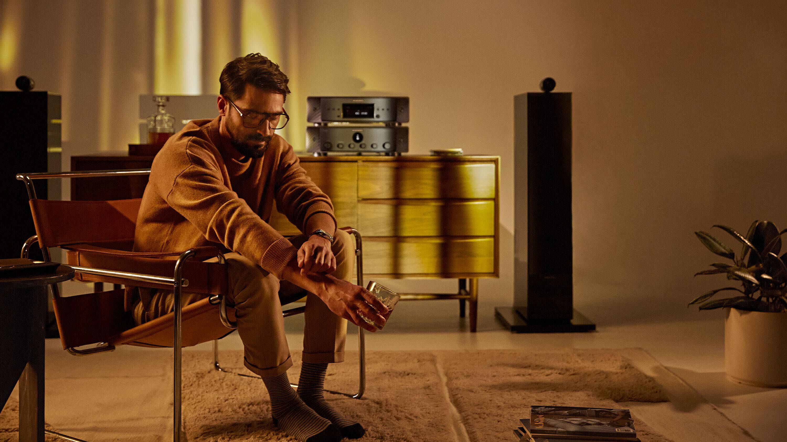 hi-fi_mainbanner-desktop.jpg?