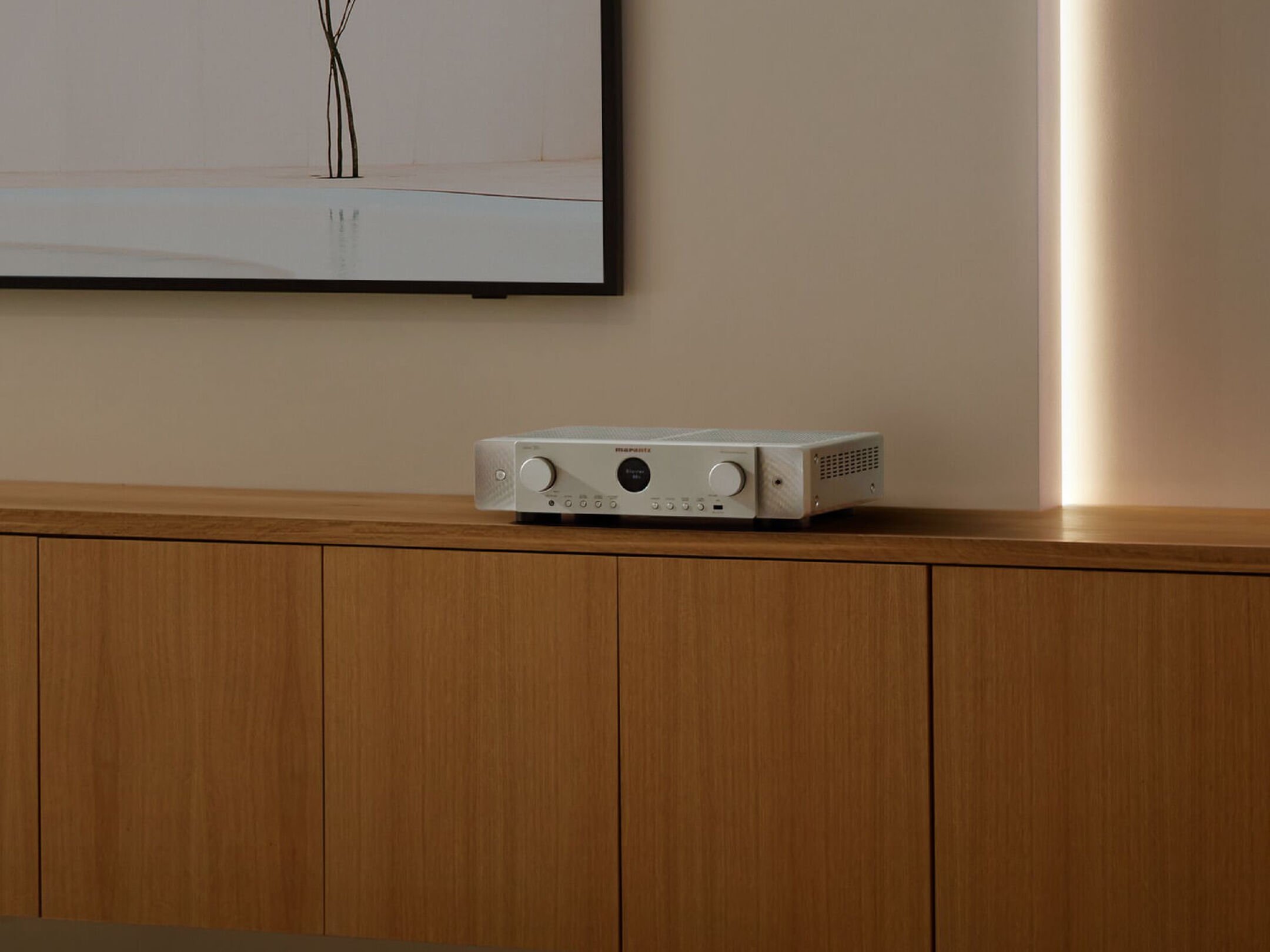 CINEMA 70s - 7.2chスリムデザインAVサラウンドレシーバー | Marantz