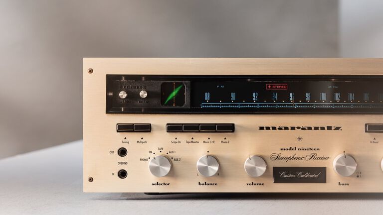 Marantz model 19 front side stereophonic reciever