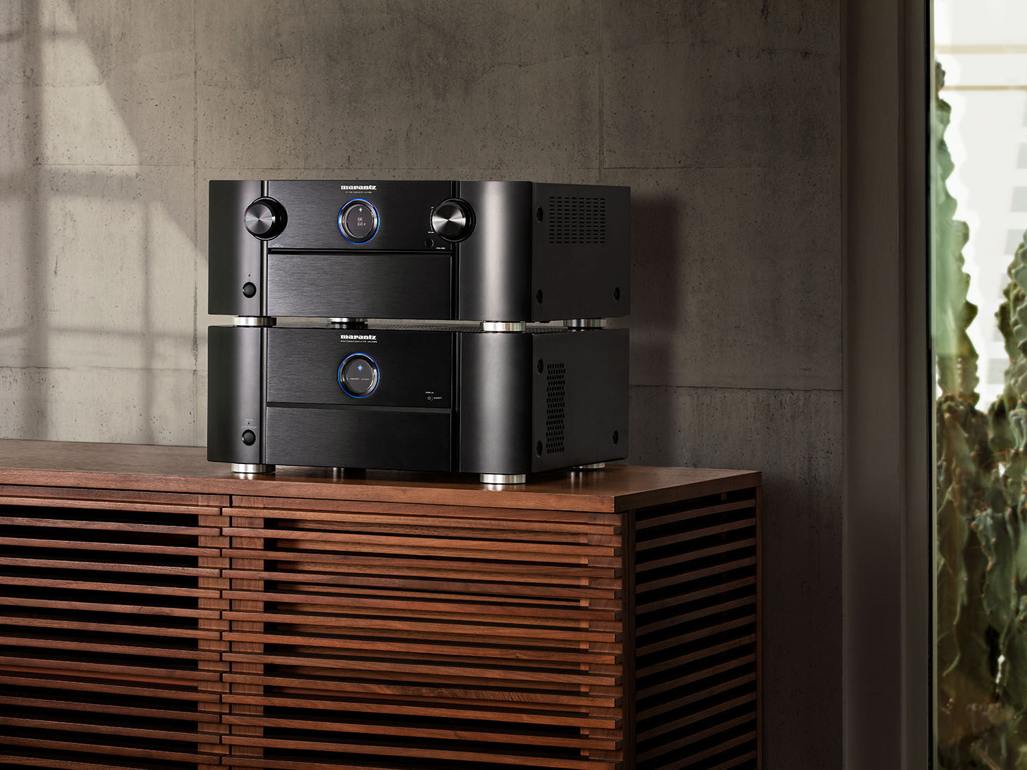 MM7055 - 5 Channel Power Amplifier with 140W | Marantz - Global