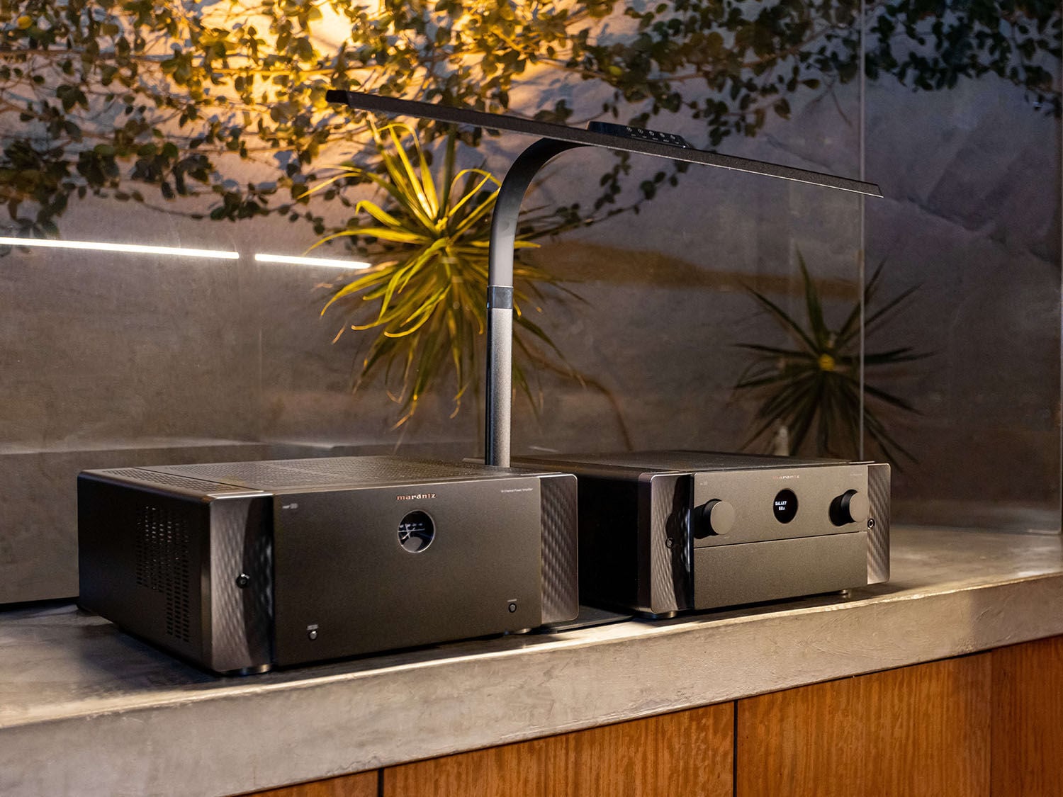 AMP10 - Exquisite Design