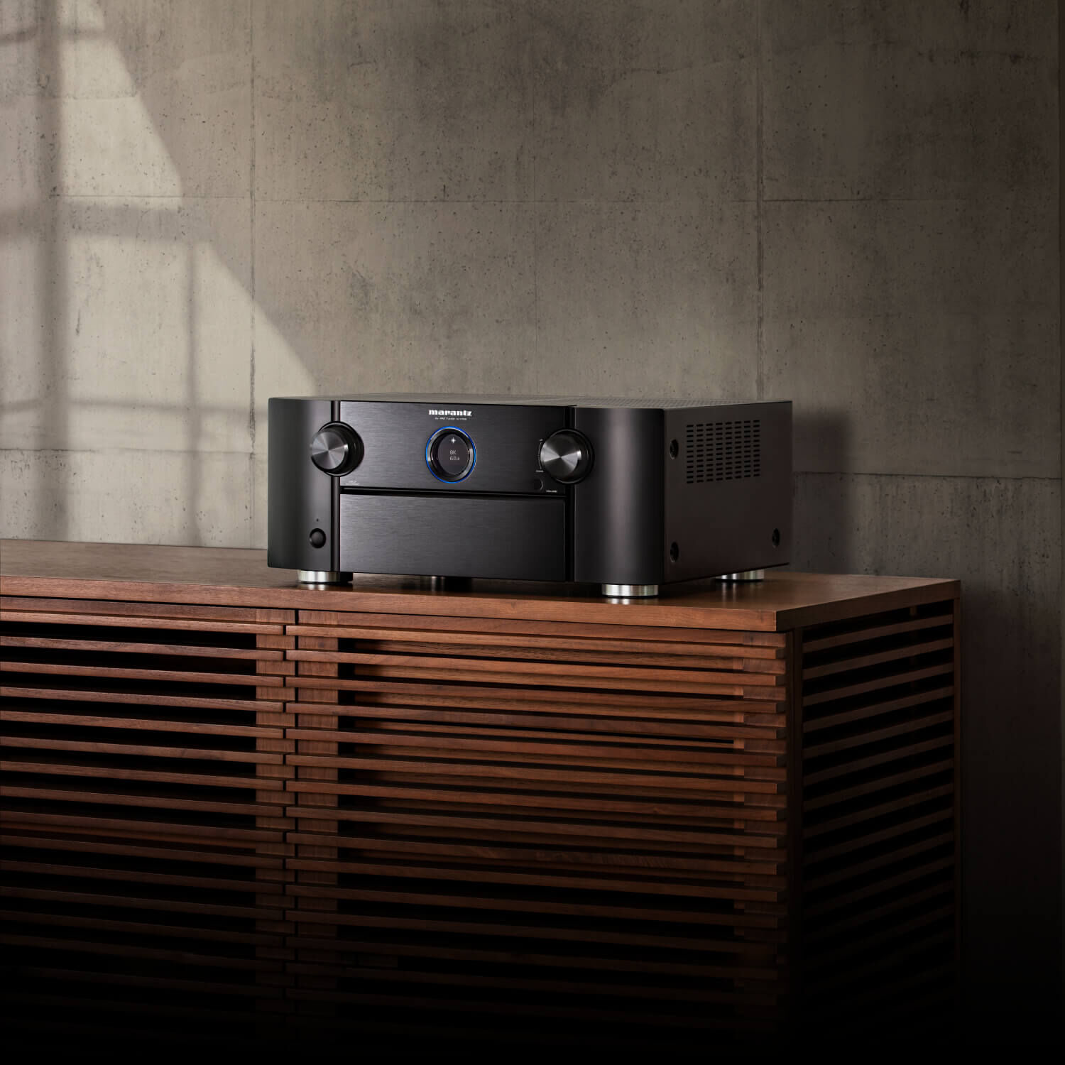 AV7706_mainbanner-mobile.jpg?