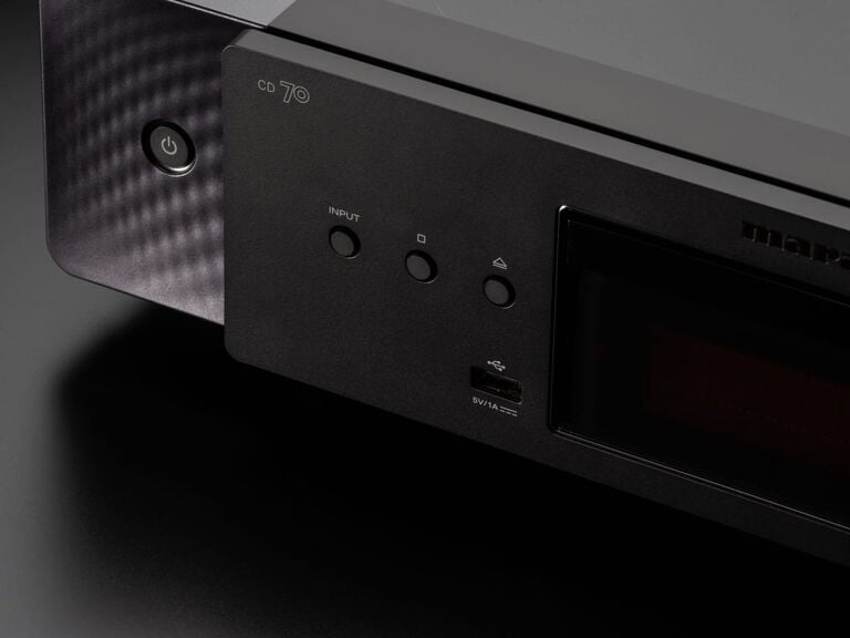 Close up of corner of CD 70 Black with buttons