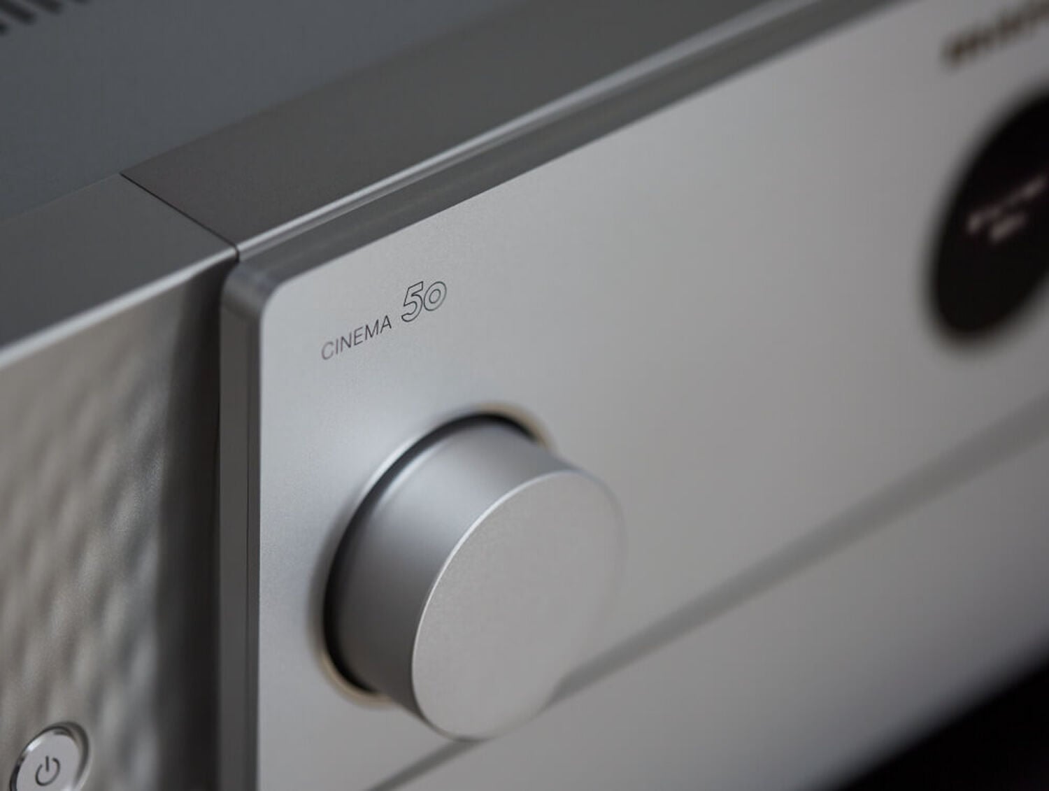 CINEMA 50 - Leading Technology