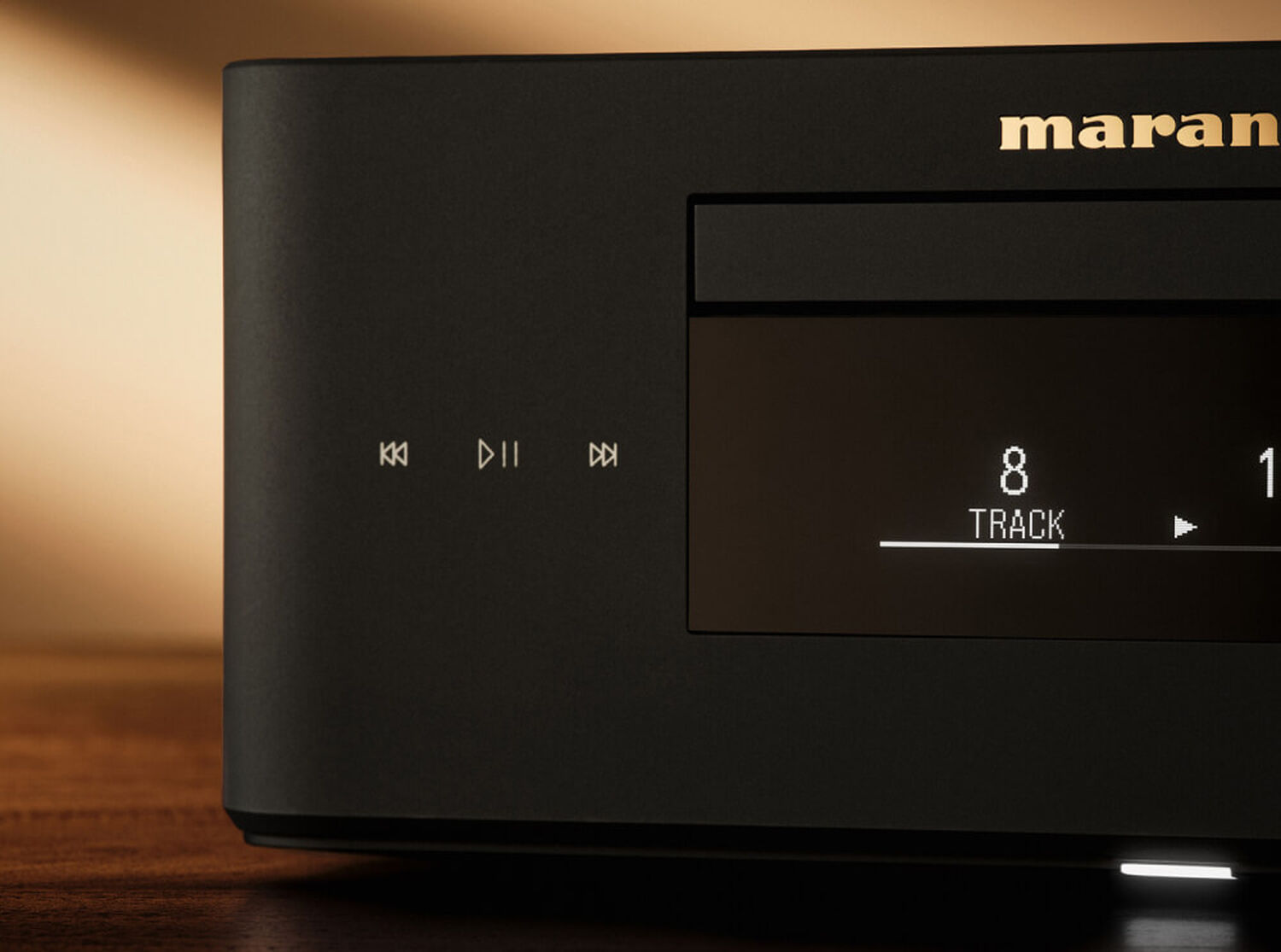 Black MCR 60n close up