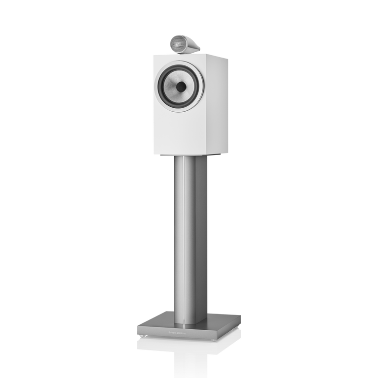 705 S3, Satin White, dynamic