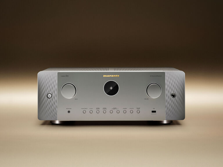 CINEMA 60DAB - Silver gold lifestyle view
