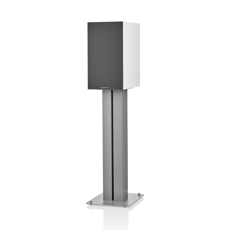 606 S3, White, dynamic