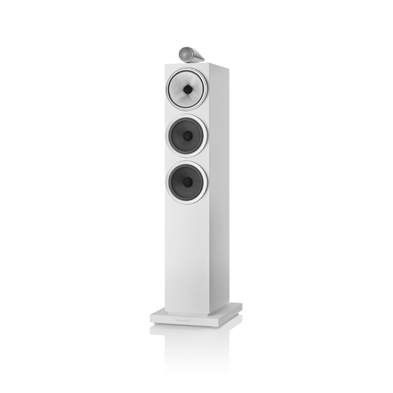 703 S3, Satin White, dynamic