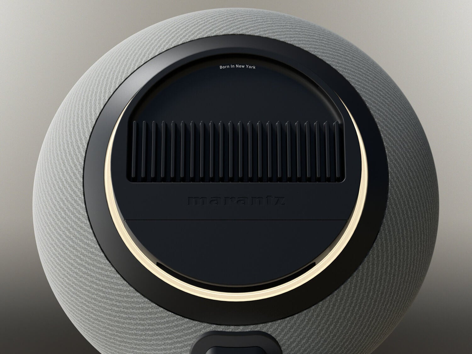 metal heat sink around the back of the Marantz Horizon