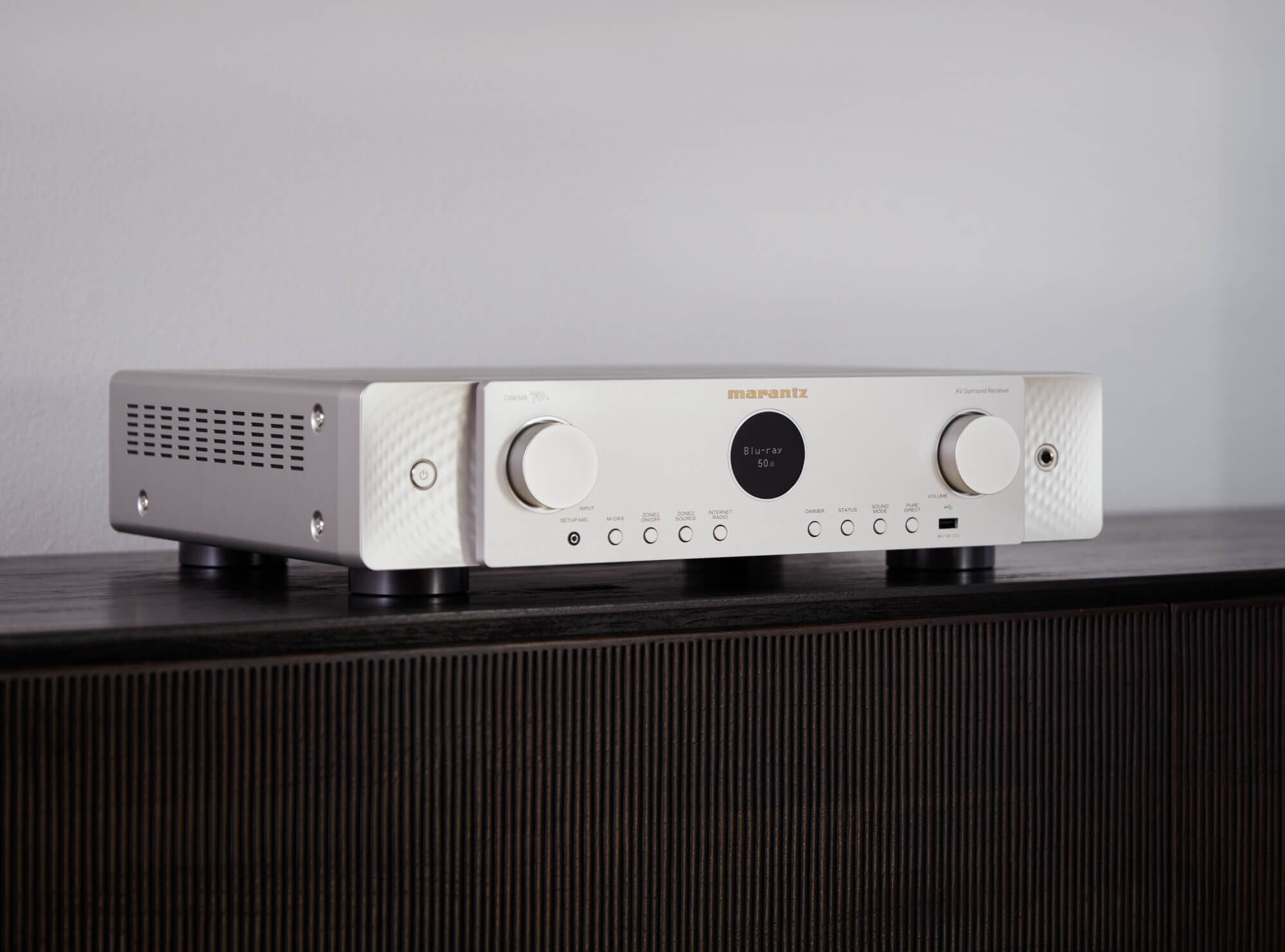 CINEMA 70s Recertified - Slimline 7.2 Channel AV Receiver Powered