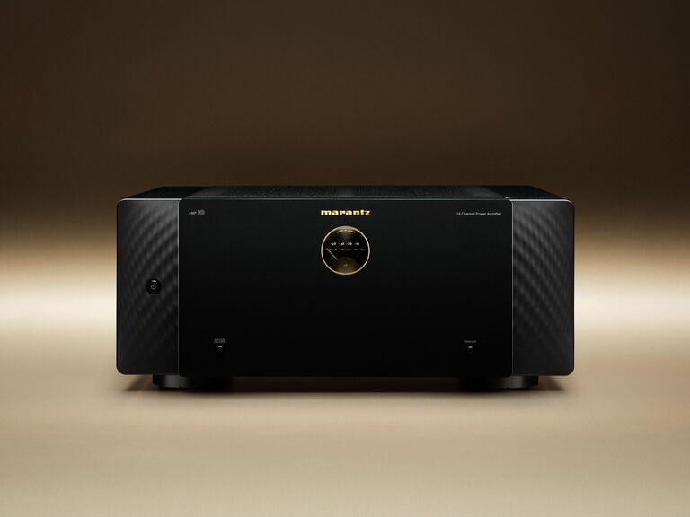 AMP 10 - Front lifestyle