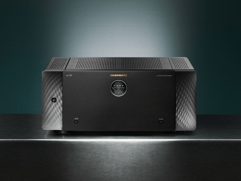 AMP 20 - Front View lifestyle