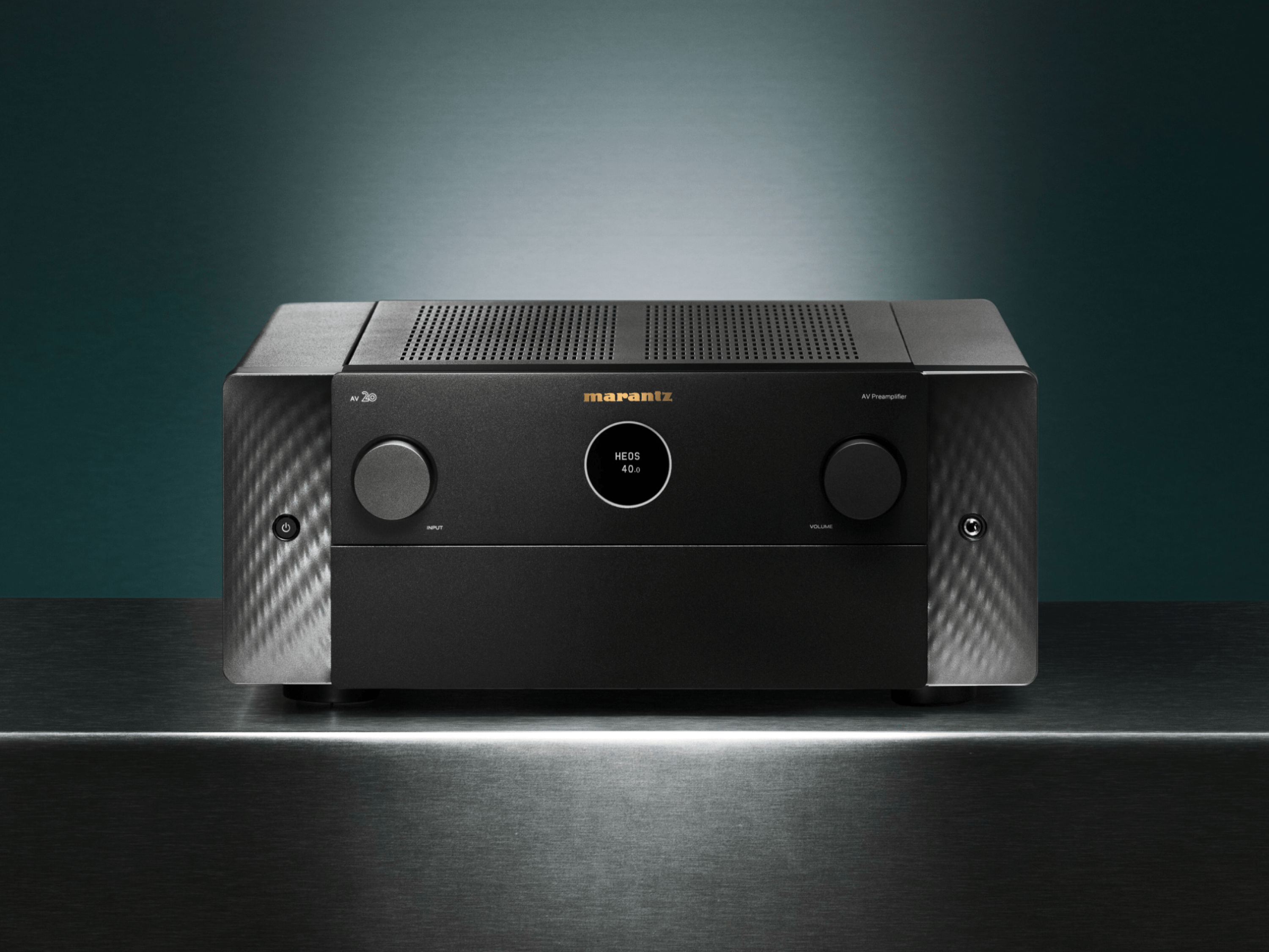 Marantz AV 20 AV-forforsterker sett forfra