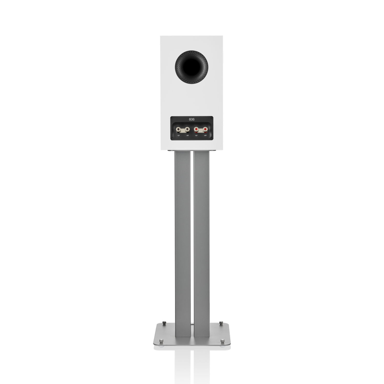 606 S3, White, dynamic