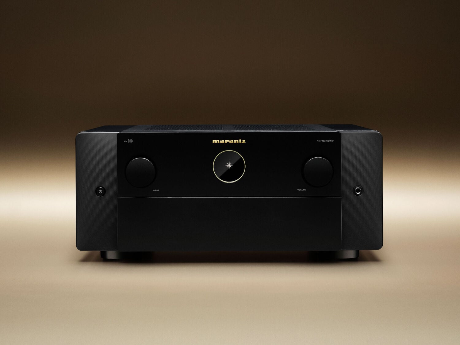 AV 10 - Black lifestyle view