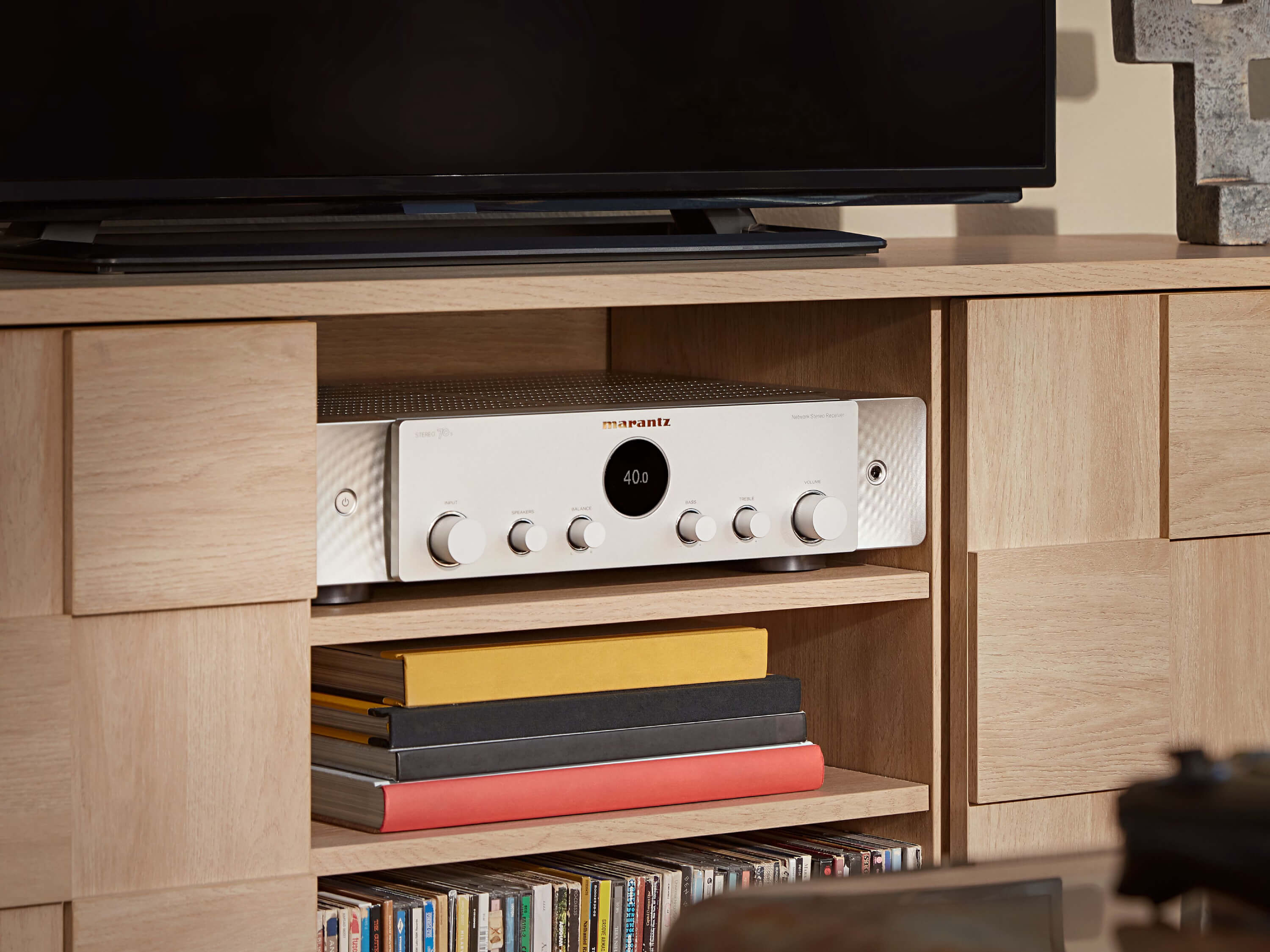 STEREO 70s - Slimline Stereo Receiver Powered by HEOS™ with 75W